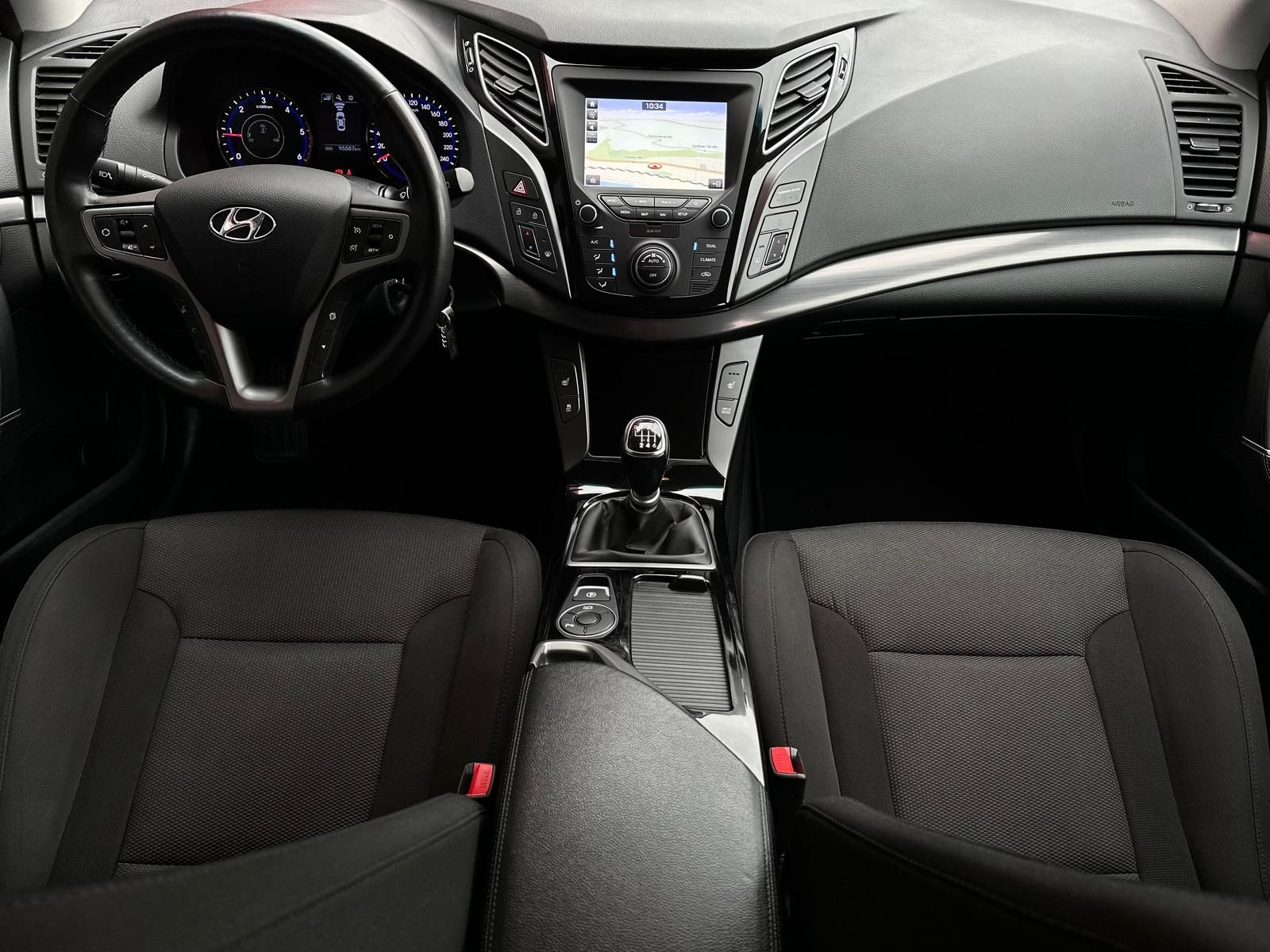 HYUNDAI i40 1.6CRDi SPACE* SHZ#LH#TEMPO#NAVI#PDC#CAM#DAB - Image 10