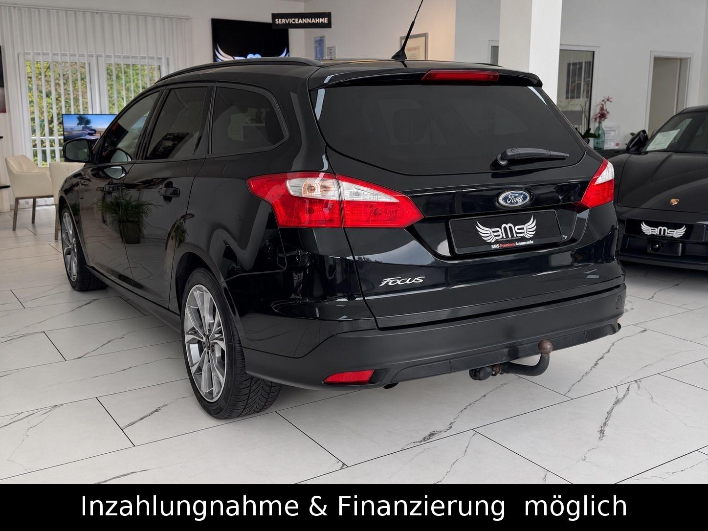 Ford Focus 2014 — photo 7