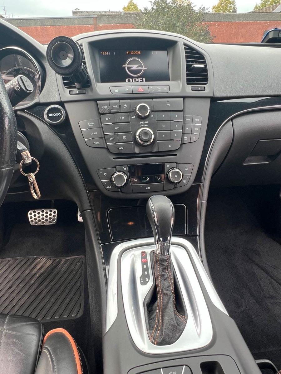 Opel Insignia 2013 — photo 15