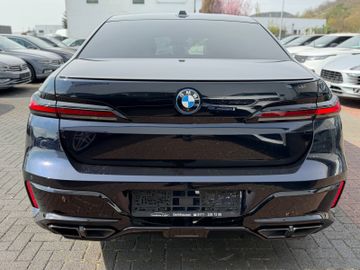 BMW M760 - 4