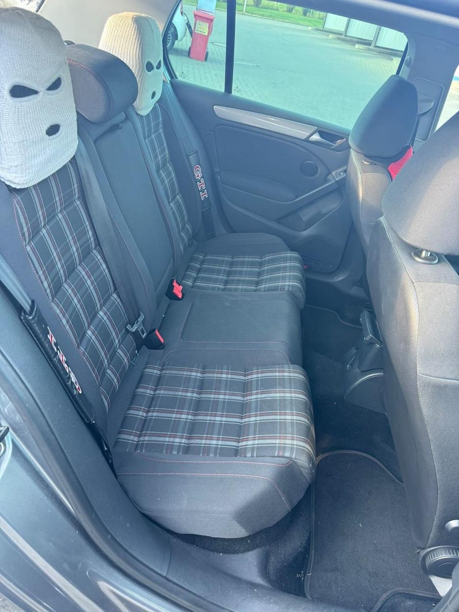Volkswagen Golf 2010 — photo 10