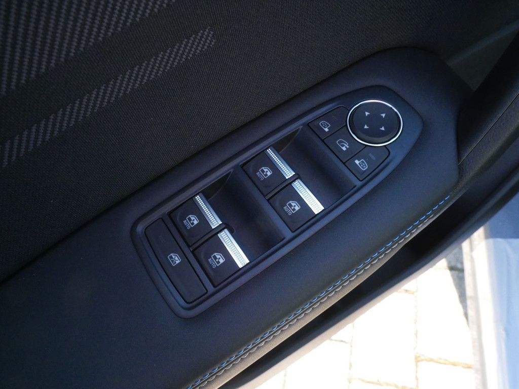 Fahrzeugabbildung Renault Captur Esprit Alpine E-Tech Full Hybrid 145