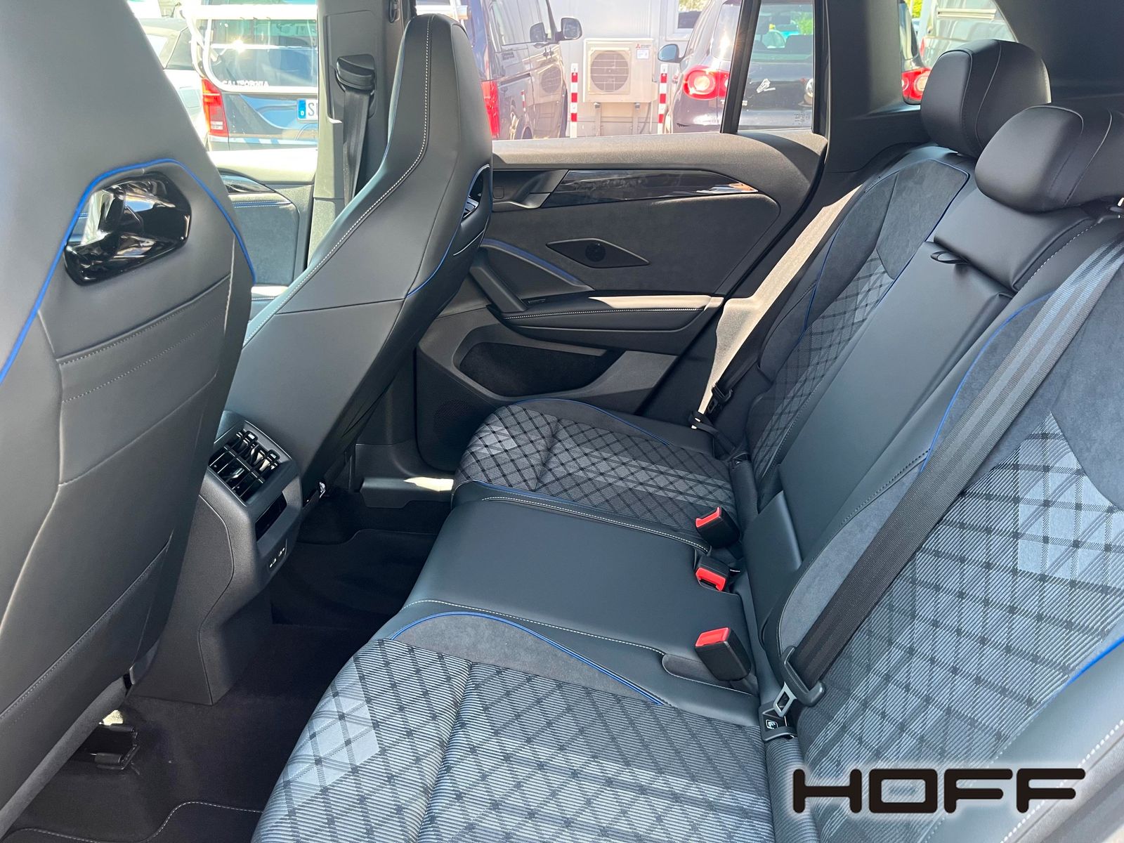 Volkswagen Tiguan TDI R-Line Anschluss AHK BlackSty foto 3
