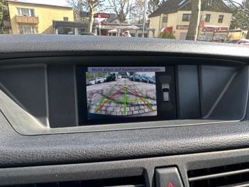 Fahrzeugabbildung BMW X1 18i sDrive X-Line*Kamera*Bi-Xenon*Tempomat*