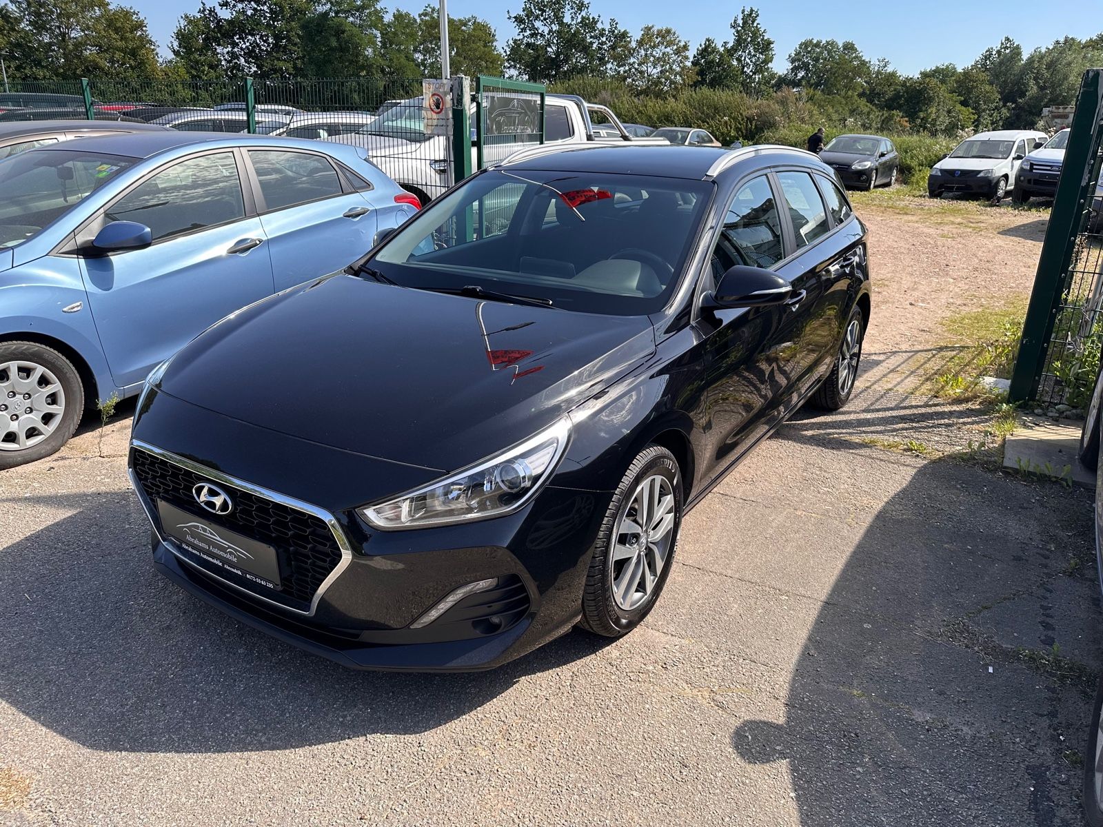 HYUNDAI i30