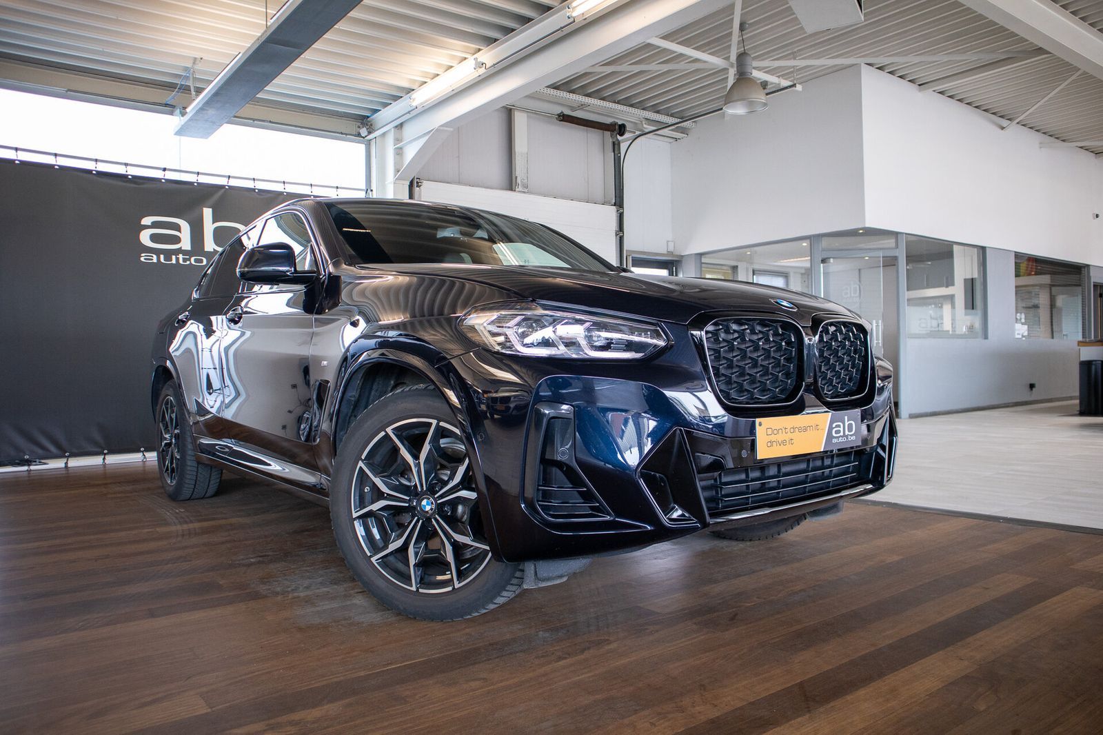 BMW X4 2.0l , M-SPORT, COUPE, CAMERA, HIFI, DAB, LED imagem 3