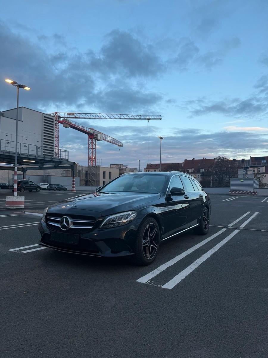 Mercedes-Benz C 220