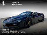 Ferrari SF90 Spider *Nero-Giallo contrasts/Low mileage* - Ferrari SF90 in Berlin