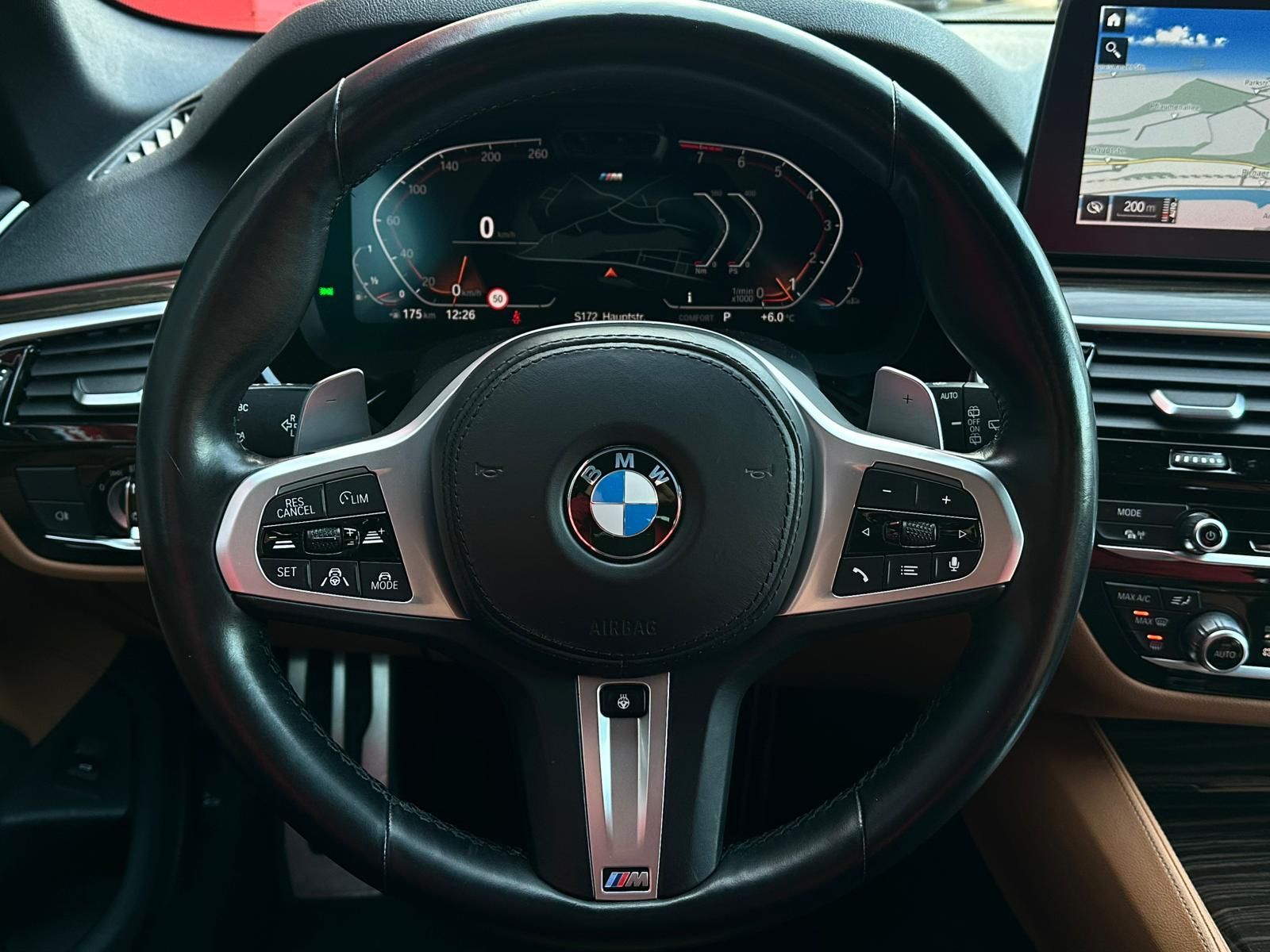 BMW 540i xD M SPORT SHADOW* LASER#SHZ#SH#LH#KEYLESS - Image 11