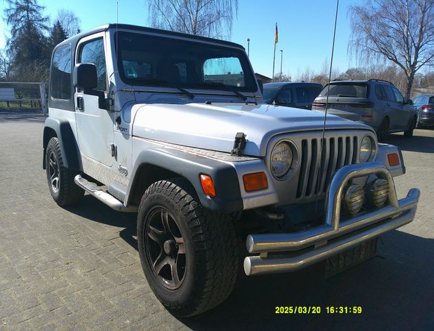 Jeep Wrangler 2.4 Sport 4x4  hard top