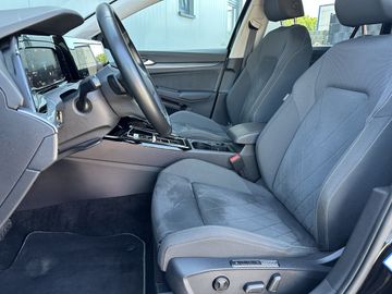 Volkswagen Golf - 10