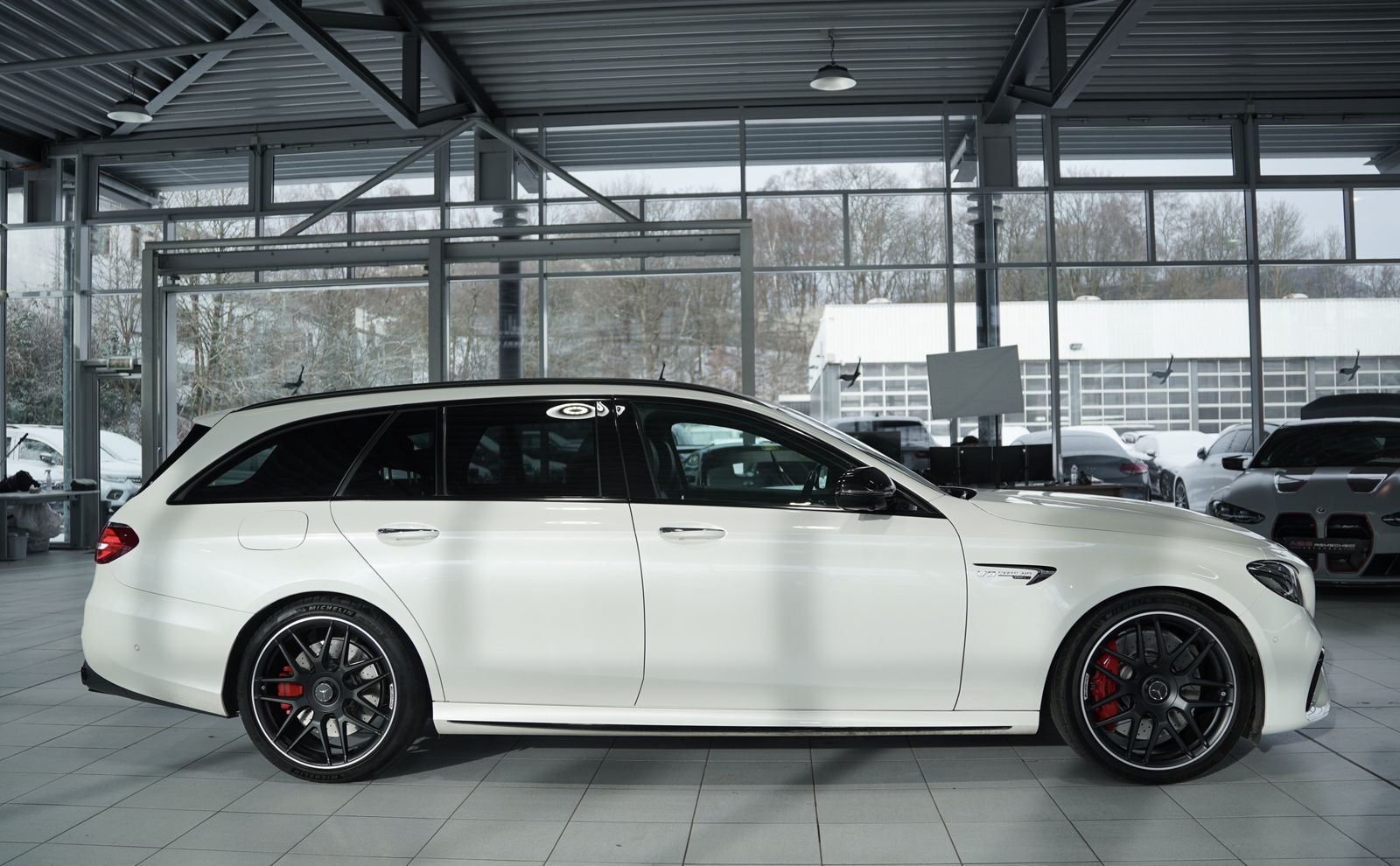 Mercedes Benz E 63 Amg