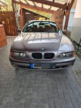 BMW e39 520 i - BMW 520 aus 1996: 520i