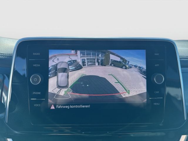 T-Roc R-LINE 1.5 TSI DSG PANO NAVI REAR VIEW AHK