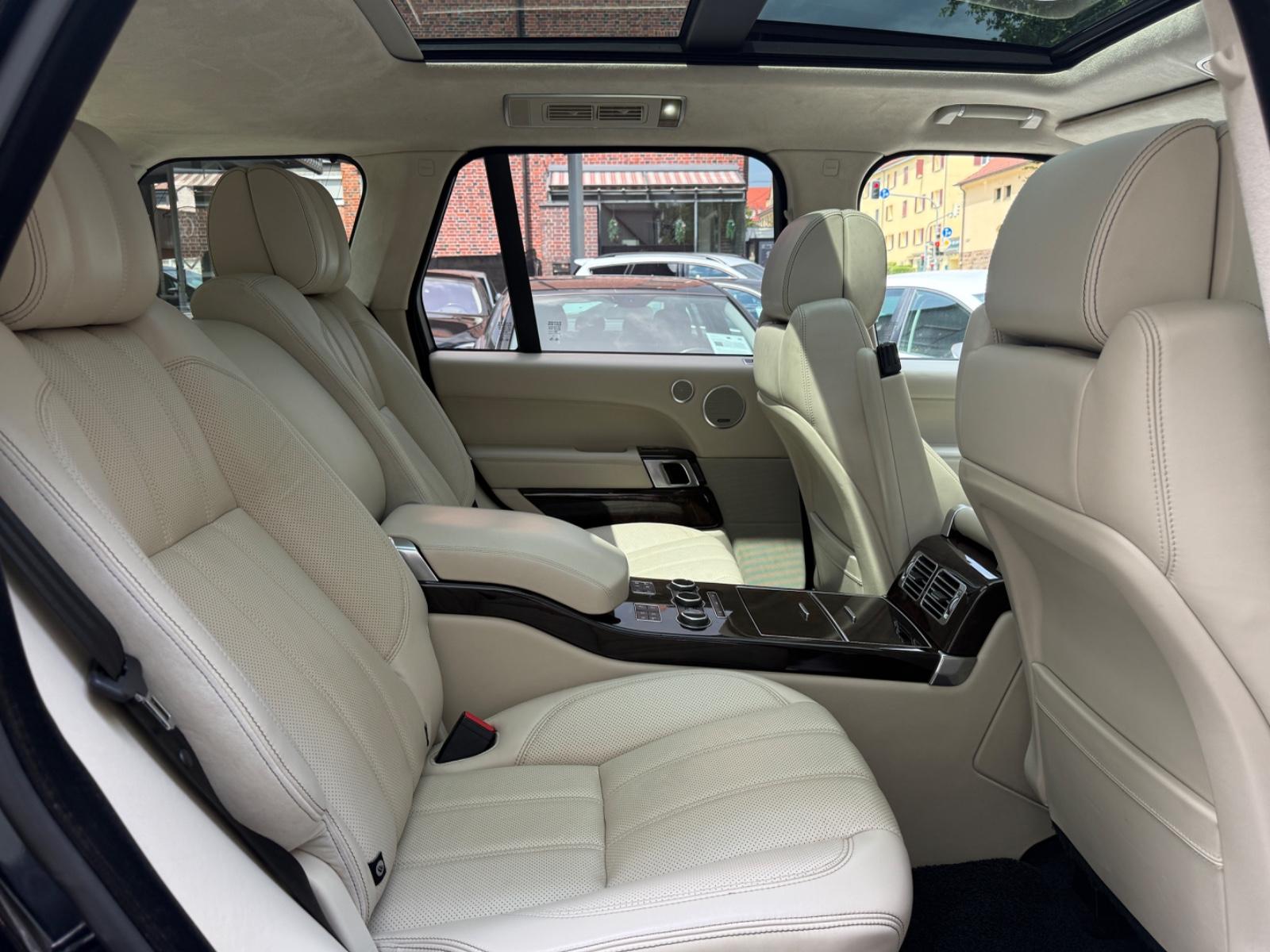 LAND ROVER RANGE ROVER - 340 CV - AUTOBIOGRAPHY - PANORAMIQUE - ATTELAGE