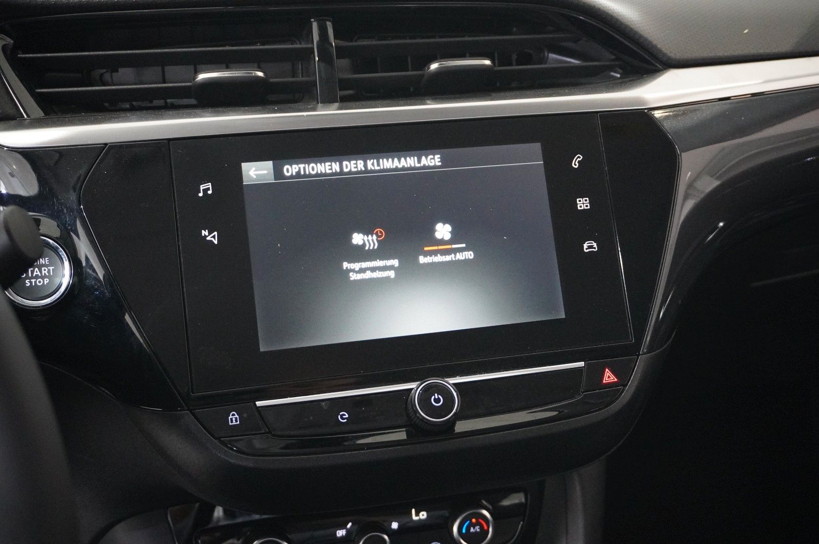 Fahrzeugabbildung Opel Corsa-e F ELEGANCE 1-PHASIG NAVI/LED/KAMERA/DAB+