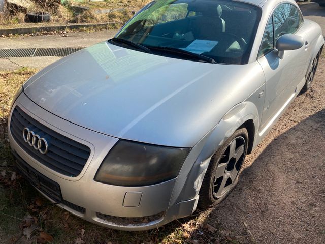 Audi TT Coupe/Roadster 1.8 T Coupe