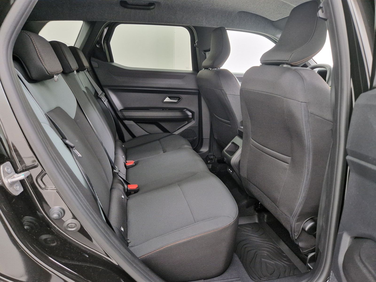 DACIA Duster  Extreme Hybrid 155 Winter 18-Zoll – Bild 12