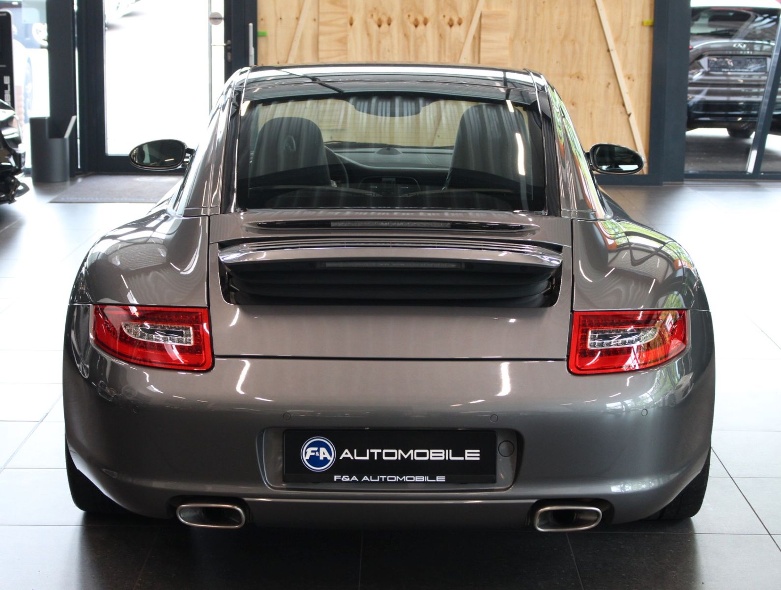 Fahrzeugabbildung Porsche 997 Carrera Targa 4*Bi-Xenon*Navi*Schalter.