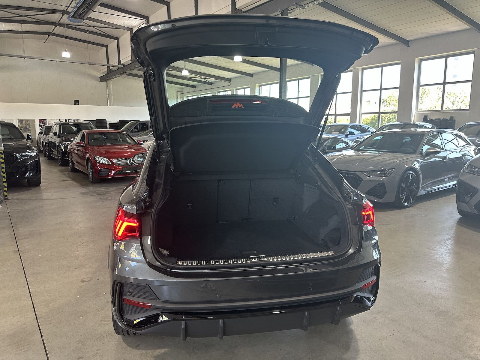 Fahrzeugabbildung Audi Q3 Sportback S line 35tdi Quatt/Pano/Matrix/20/