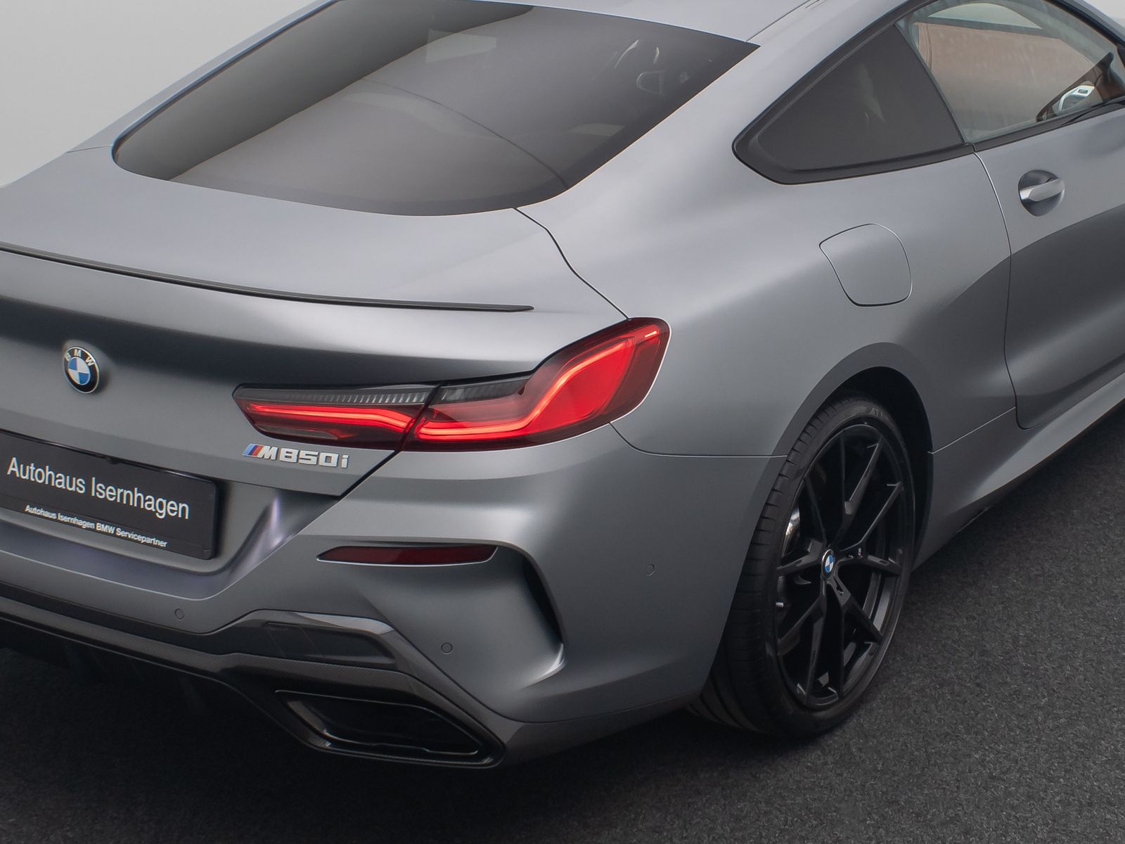 Fahrzeugabbildung BMW M850i xD Coup&eacute; B&W 360&deg;Laser DAB Individual Voll