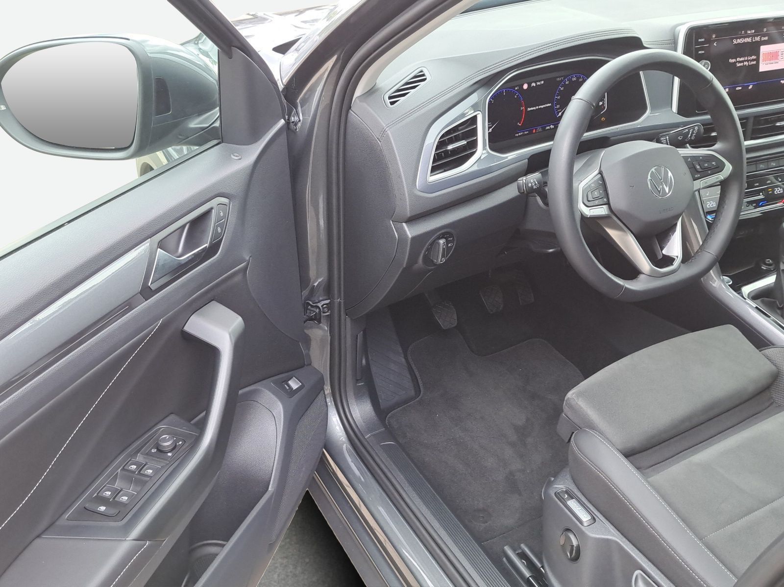 Volkswagen T-Roc - Bild 17