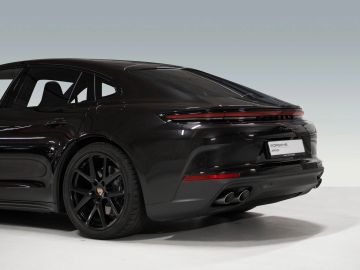 Porsche Panamera - 11