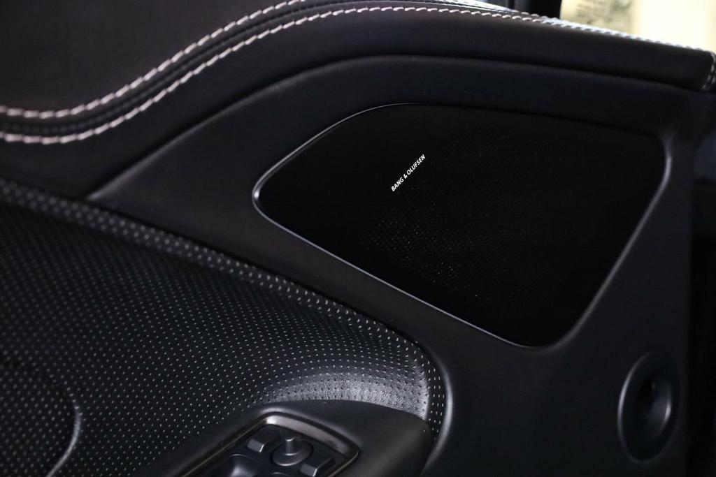 Aston Martin Vanquish