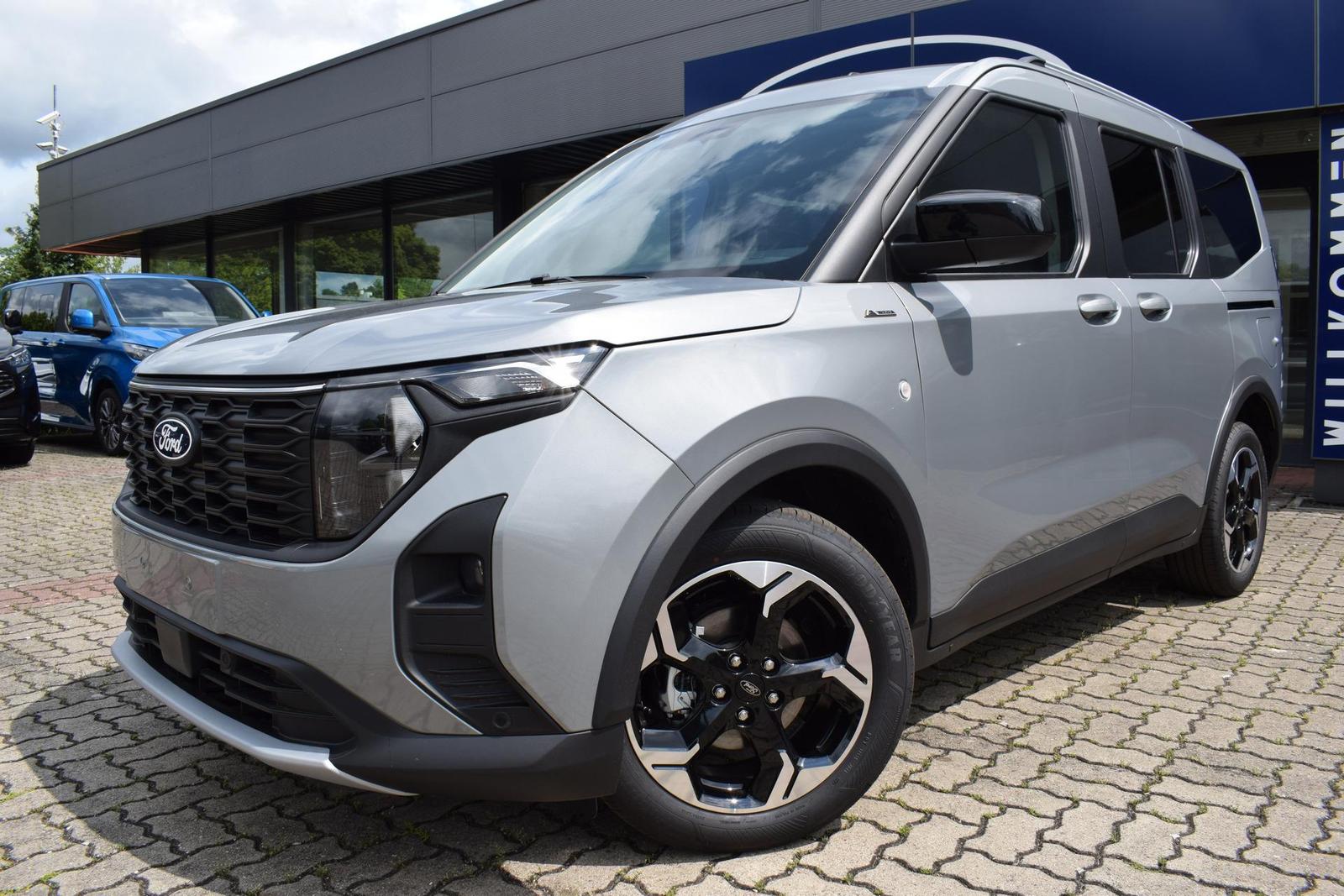 Ford Tourneo Courier Active ACC Kamera NAVI 5J. Garan