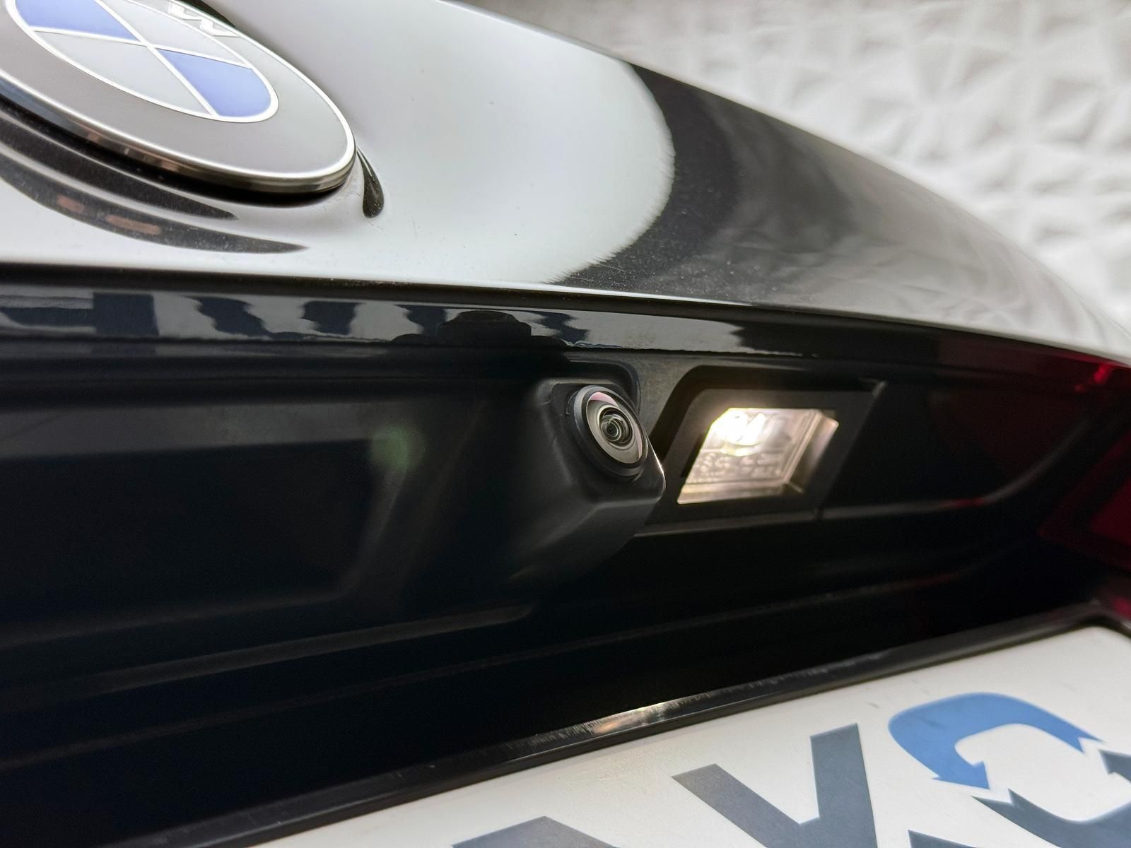 Fahrzeugabbildung BMW d*XDRIVE*M-PAKET*AHK*H&K*LIVE*360°HUD*KEYL*DAB