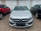 Mercedes-Benz A 180 AMG Sport LED Klimaauto. Keyless Kamera - Mercedes-Benz A 180 in Duisburg