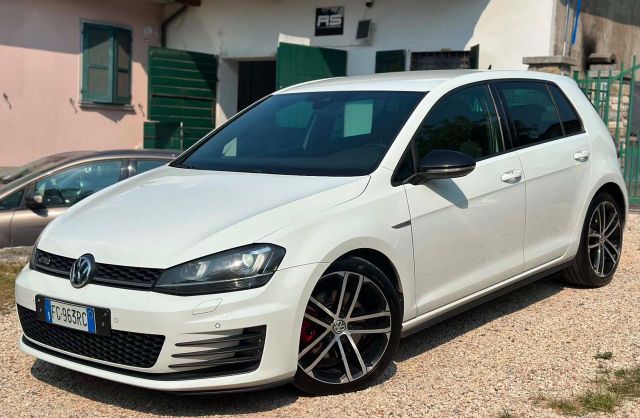 VW Volkswagen GOLF GTD 2.0 TDI 5p. BLUEMOTION KMCER