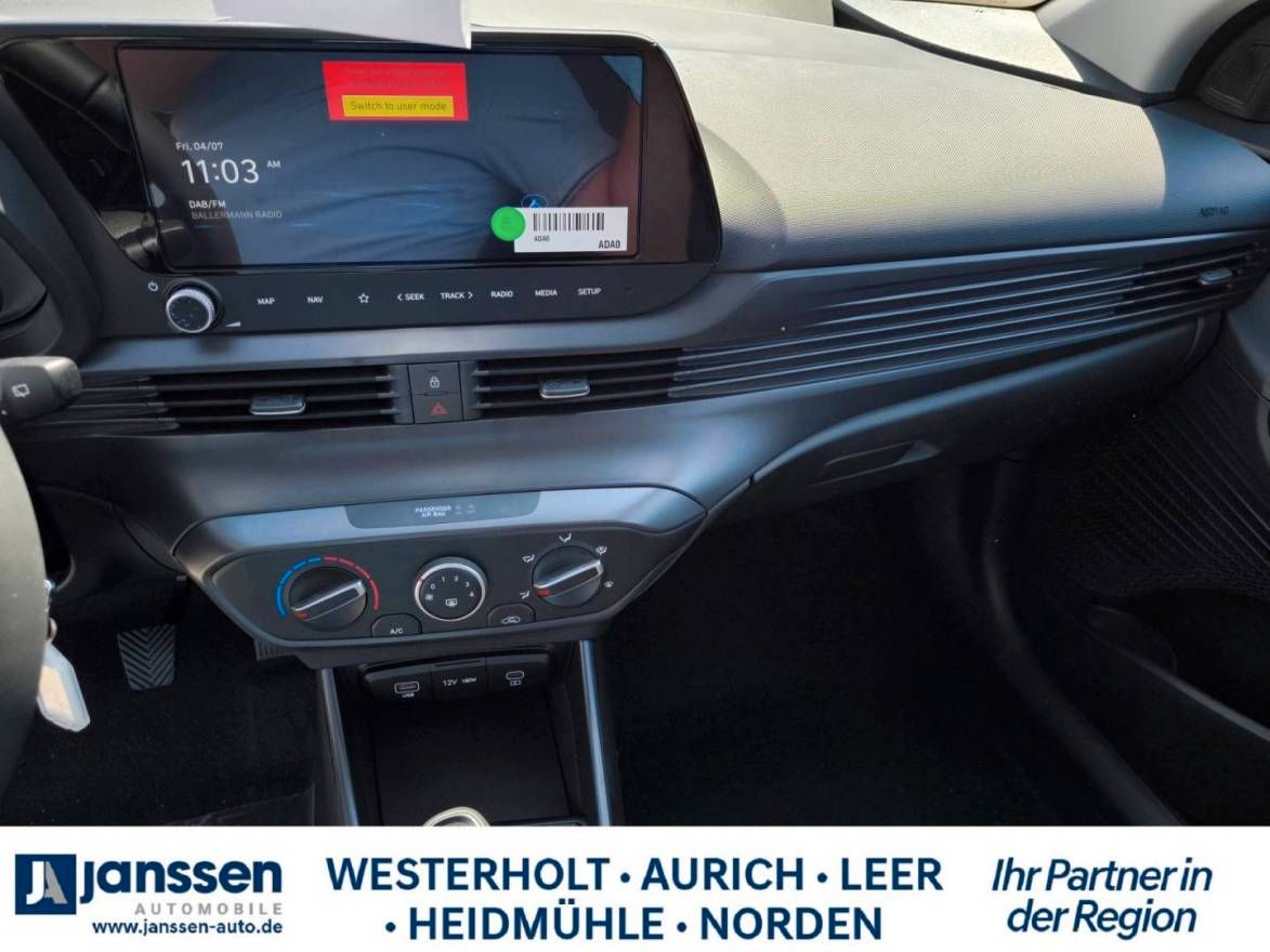Fahrzeugabbildung Hyundai BAYON Select PDC Klima Start-Stopp Rückfahrkame