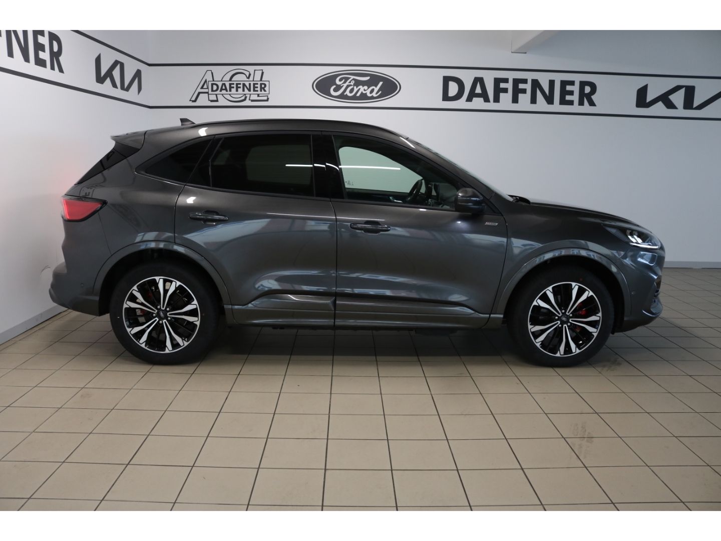 Fahrzeugabbildung Ford Kuga Plug-In Hybrid ST-Line X 2.5 Kamera LED