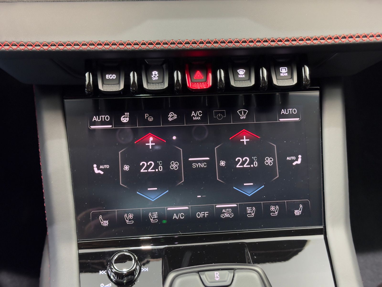 Fahrzeugabbildung Lamborghini URUS SE|BANG/OLUFSEN|PANO|MY25|BLANCO COC