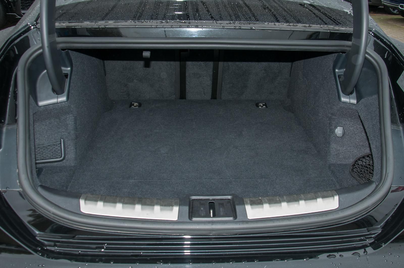 Fahrzeugabbildung Audi e-tron GT RS Alu Matrix-LED Head-Up Navi ACC Sit