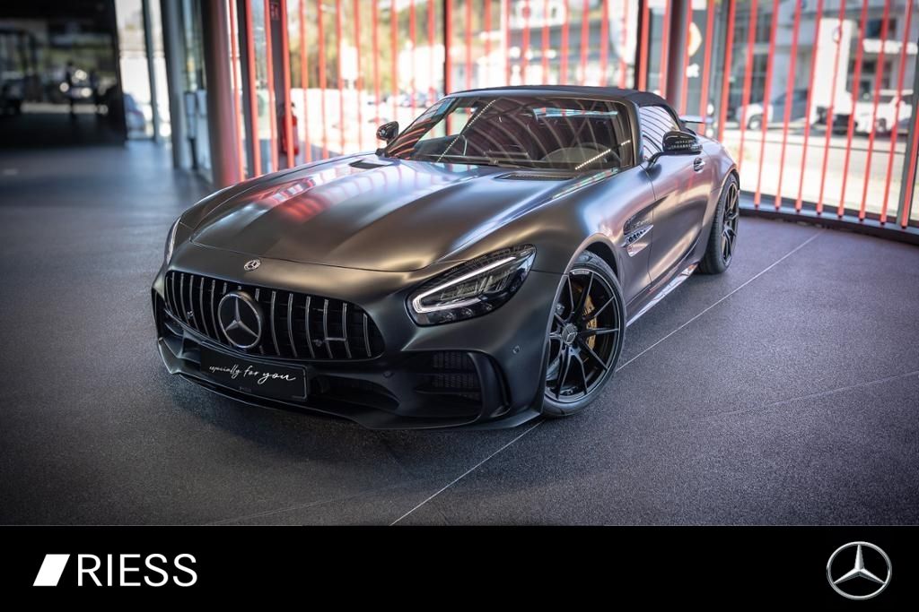 Mercedes-Benz AMG GT R