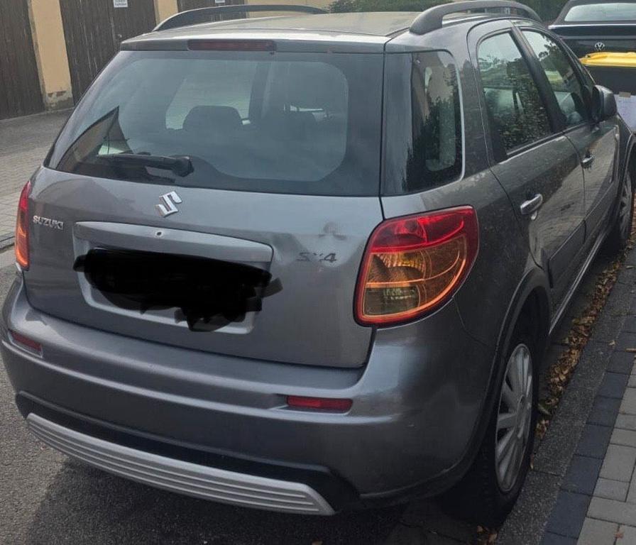 Suzuki SX4