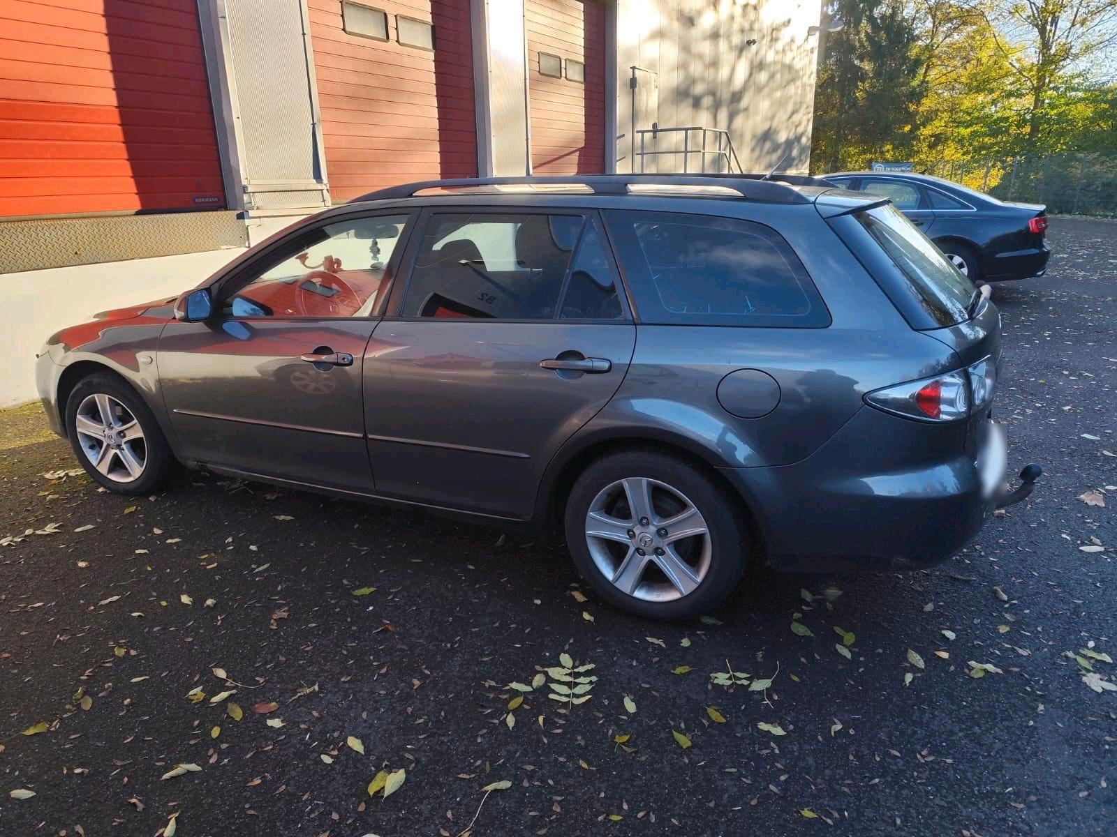 Mazda 2 2006 — rear view