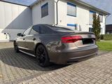 Audi A8 4.2 TDI tiptronic quattro SPORTPAKET - Audi A8: Sport