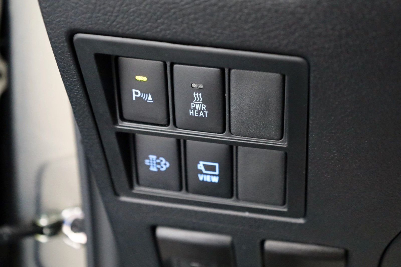 Fahrzeugabbildung Toyota Hilux 2.8 D-4D Invincible Sport,Leder,ACC,AHK+WR