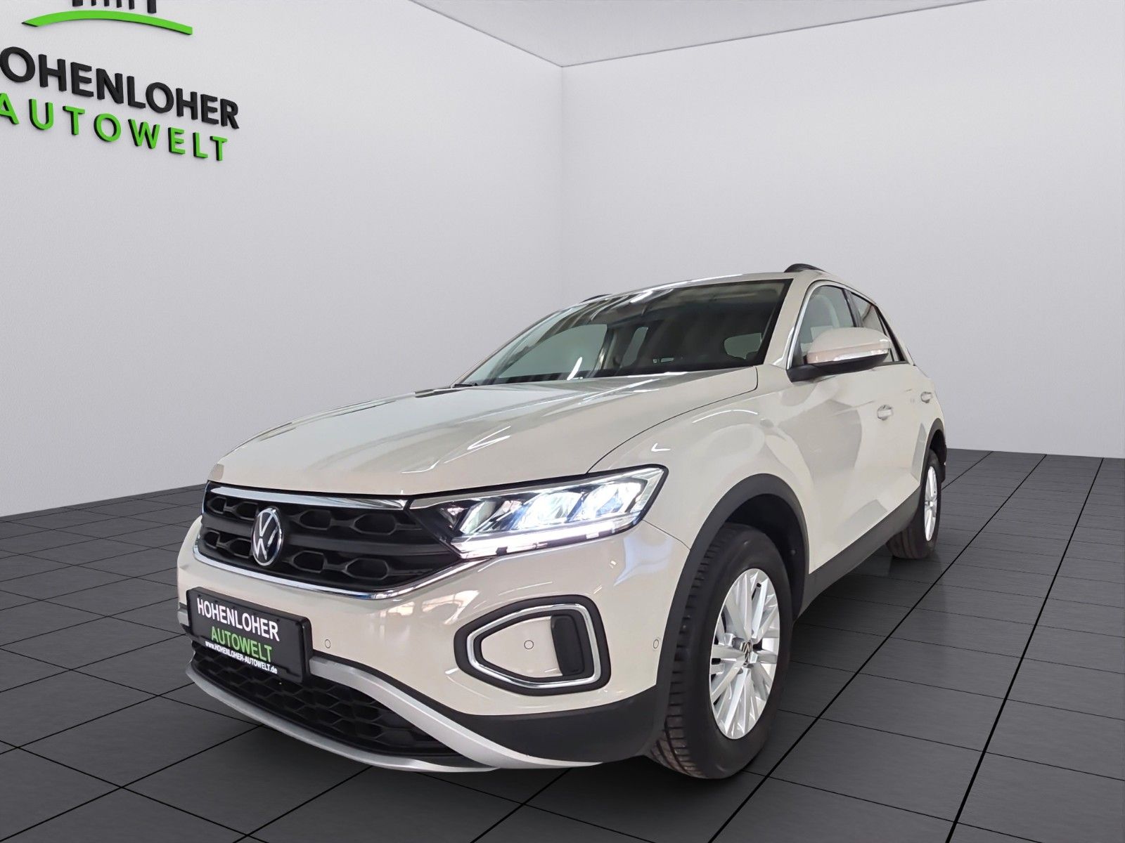 Gebrauchtwagen Volkswagen T-Roc T-Roc Life *LED*Navi*Kamera*PDC* in Dirlos