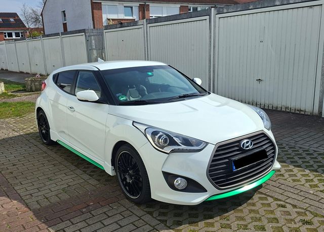 HYUNDAI Veloster