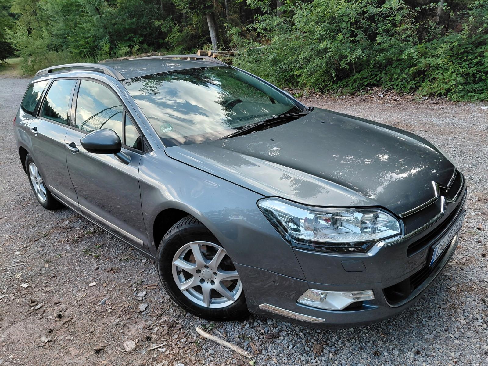 Citroën C5 Tourer HDi 110 TÜV Neu, Zahnriemen Neu.