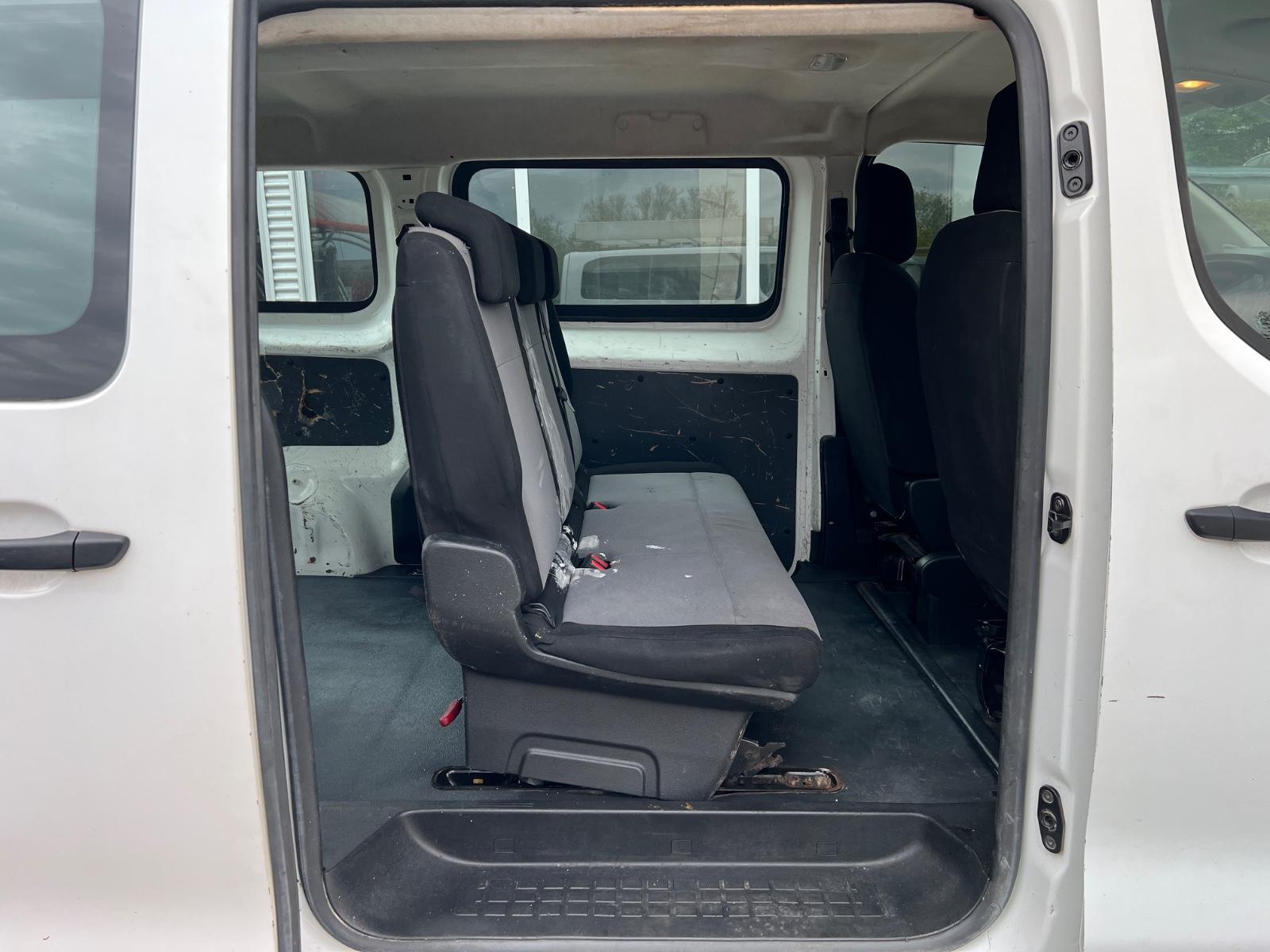 Peugeot Expert Traveller L2 1.5*KLIMA*5 SITZER*AHK*1HAND