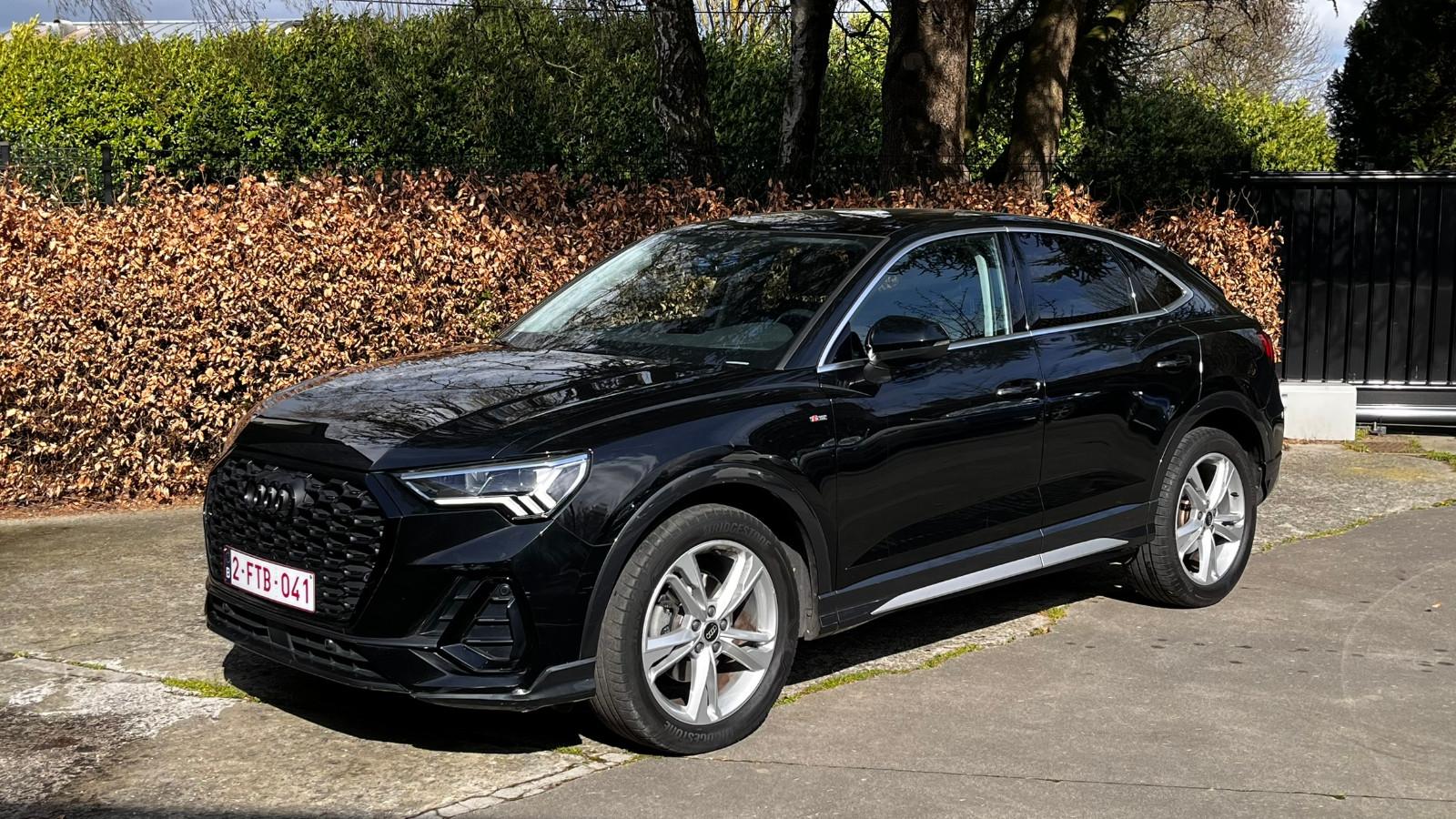 Audi Q3 TFSIe S tronic S line