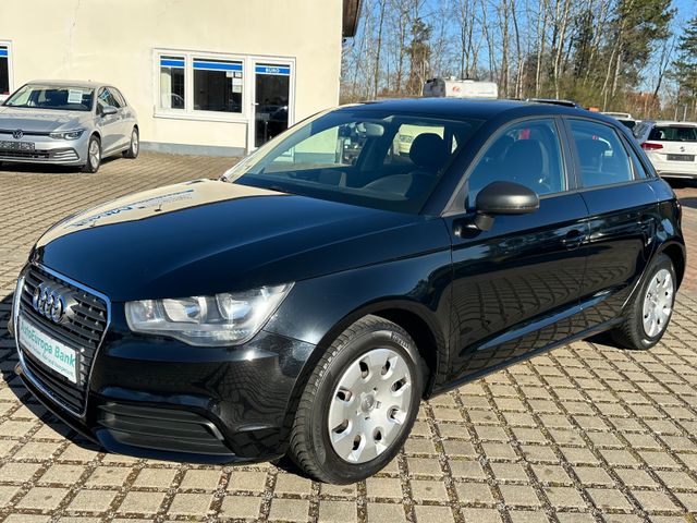 Audi A1 Sportback 1.2 TFSI attraction / NAVI/ 4-Türig