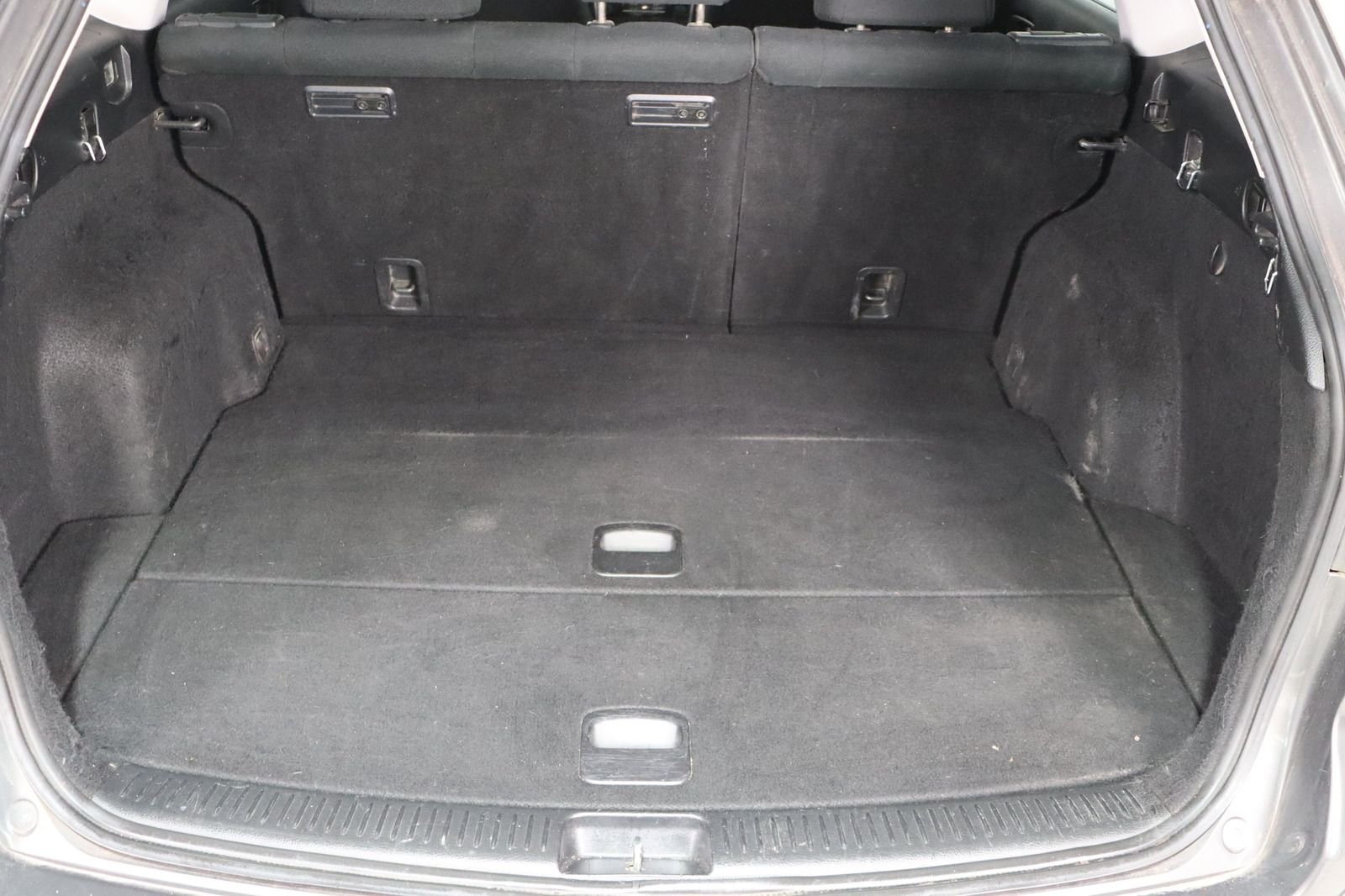 Fahrzeugabbildung Mazda 6 2.0 Active Sport Kombi * Xenon * Sitzhzg