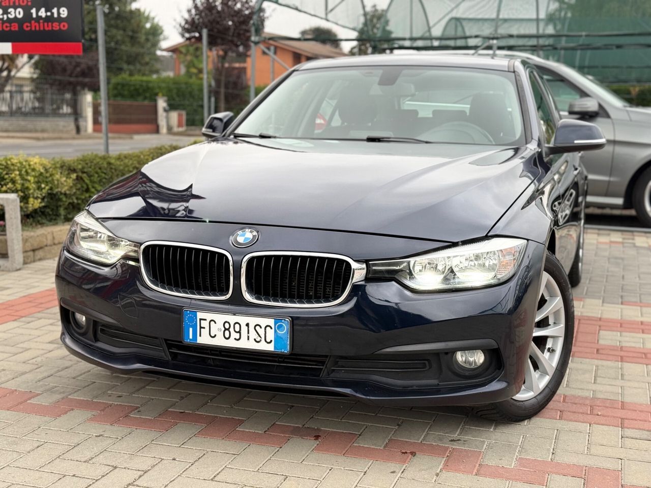 BMW 320 - 1
