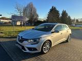 Renault Megane IV Lim.1. 2 Benzin Indes Navi/TÜV 07.2027 - Renault Megane: 07
